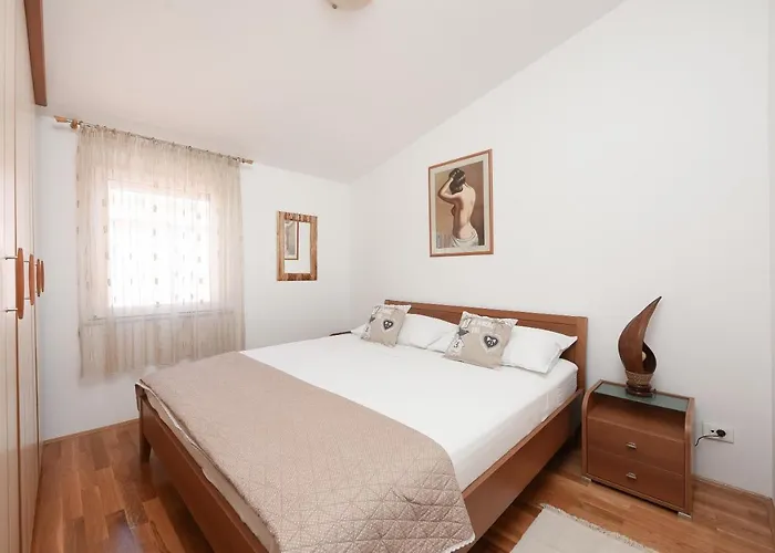 Lola Maria 2 Апартаменты